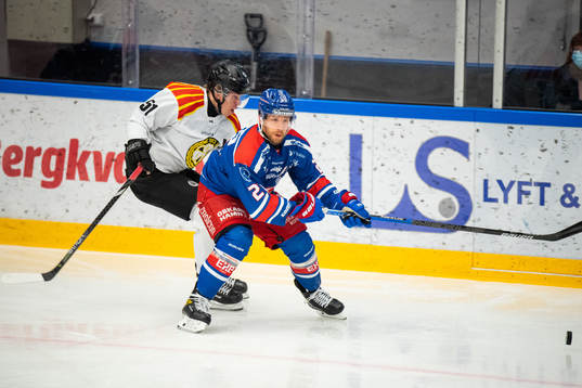 Oskarshamns Brian Cooper och Brynäs Tomi Sallinen