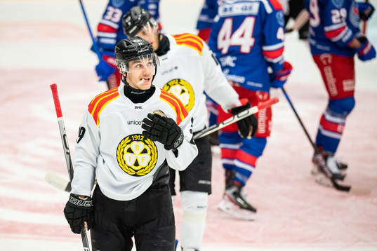 Brynäs Oscar Birgersson deppar