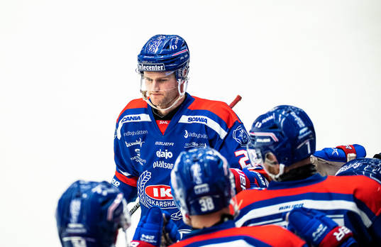 Oskarshamns Kim Rosdahl jublar