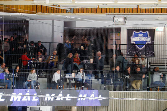 Publikunder ishockeymatchen i Hockeyallsvenskan mellan