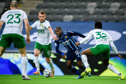 Hammarbys Mads Fenger Nielsen och Djurgårdens Edward