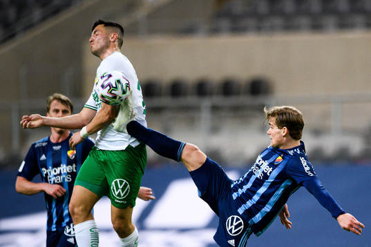Hammarbys Astrit Selmani och Djurgårdens Hampus Finndell