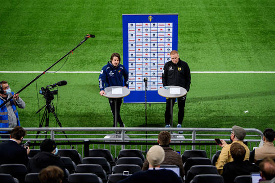 Djurgårdens tränare Thomas Lagerlöf och Hammarbys