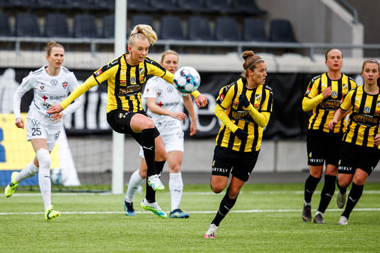 Häckens Stina Blackstenius