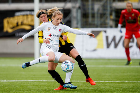Rosengårds Mimmi Larsson och Häckens Luna Nörgaard Gevitz