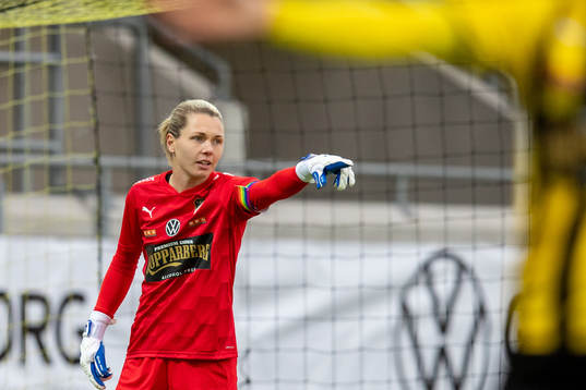 Häckens målvakt Jennifer Falk