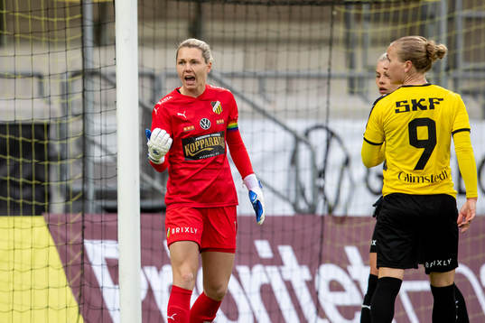 Häckens målvakt Jennifer Falk