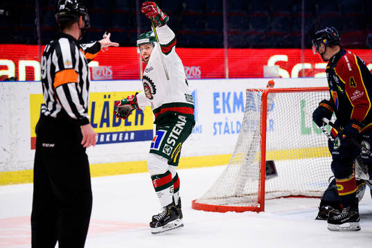Frölundas Mats Rosseli Olsen jublar
