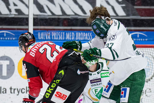 Färjestads Adam Ginning och Malmö Redhawks Lars Bryggman