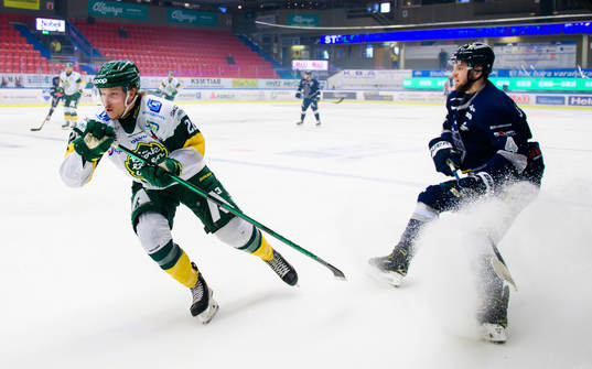 Björklövens Adam Plant och Karlskogas Alexander