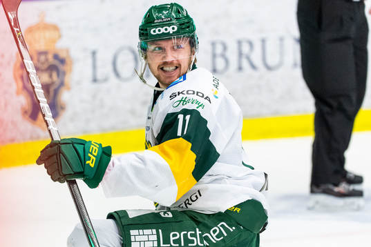 Björklövens William Eriksson jublar