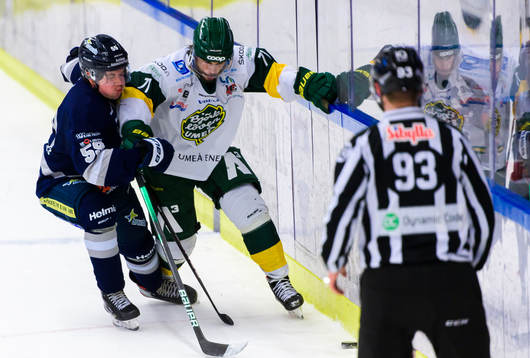 Karlskogas Lukas Pilö och Björklövens Gustav Possler