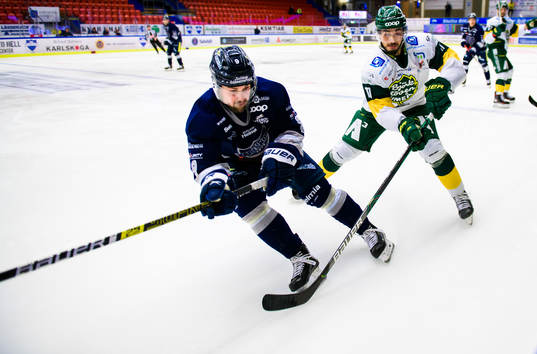 Karlskogas Gustaf Franzen och Björklövens Tyler Vesel