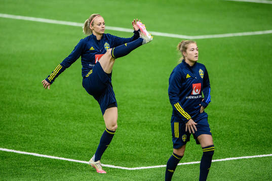 Amanda Ilestedt and Filippa Angeldahl of Sweden