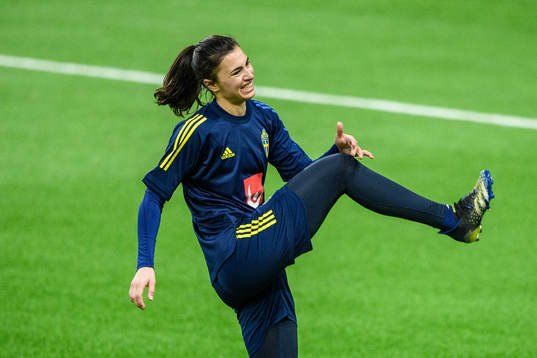 goalkeeper Zecira Musovic of Sweden