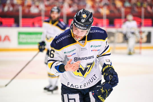 s Filip Sandberg har ont