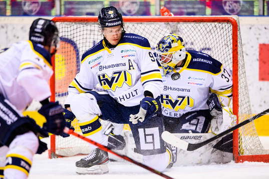 s Didrik Strömberg och målvakt Jonas Gunnarsson