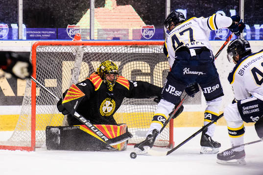 s Miska Siikonen