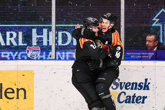 Bläddra bland fler bilder av Ishockey, Kval till SHL, Brynäs - HV71