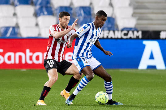 Bläddra bland fler bilder av Football, La Liga, Real Sociedad - Bilbao