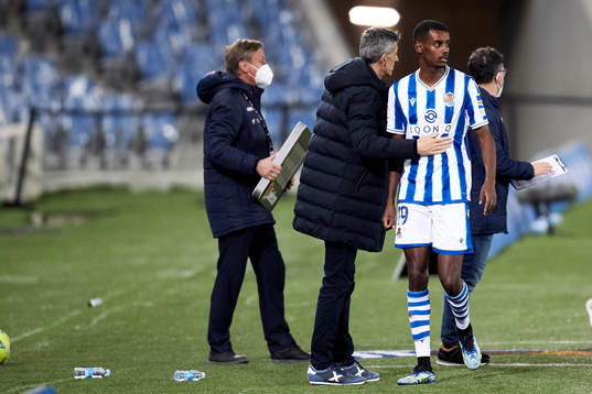 Alexander Isak of Real Sociedad is replaced by a partner