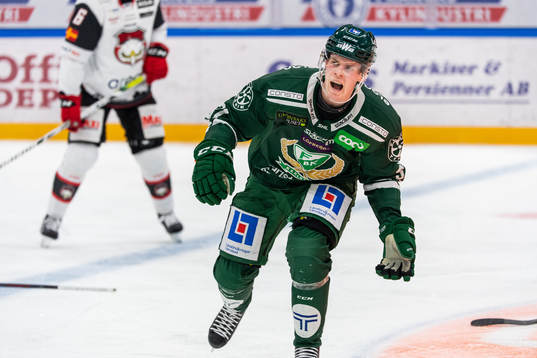 Klubban går sönder för Färjestads Carl Jakobsson