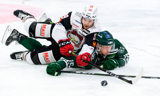 Malmö Redhawks Matt Puempel och Färjestads Gustav Rydahl
