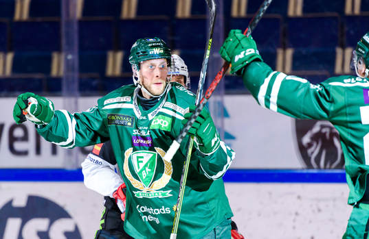 Färjestads Per Åslund jublar
