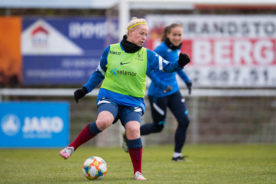 Therese Sessy Åsland of the Norwegian national football