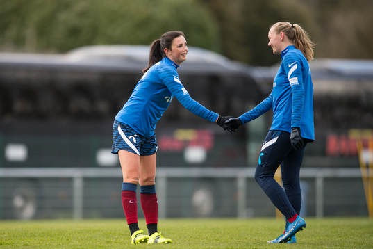 Ingrid Syrstad Engen and Frida Leonhardsen Maanum of the