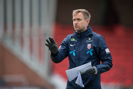 Coach Martin Sjögren of the Norwegian national football
