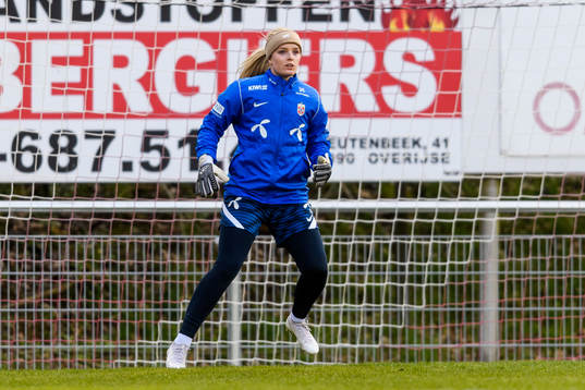 Goalkeeper Guro Pettersen of the Norwegian national