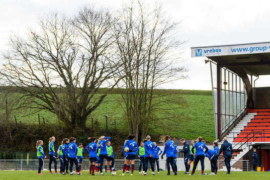 Players of the Norwegian national football team gather