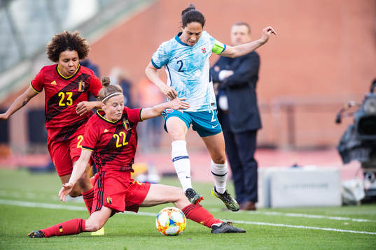 Kassandra Missipo and Laura Deloose of Belgium against