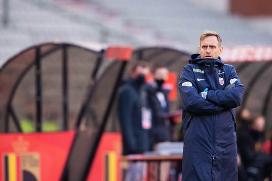coach Martin Sjögren of Norway