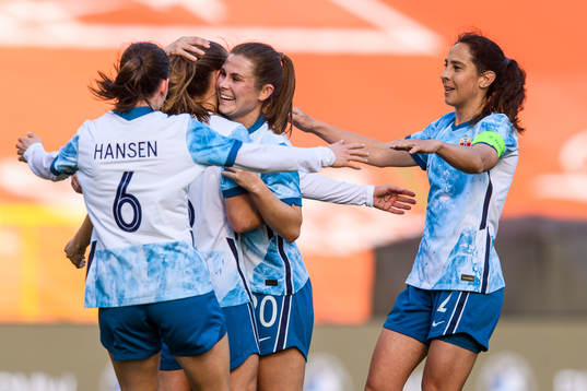 Tuva Hansen, Ingrid Moe Wold and Ingrid Moe Wold celebrate