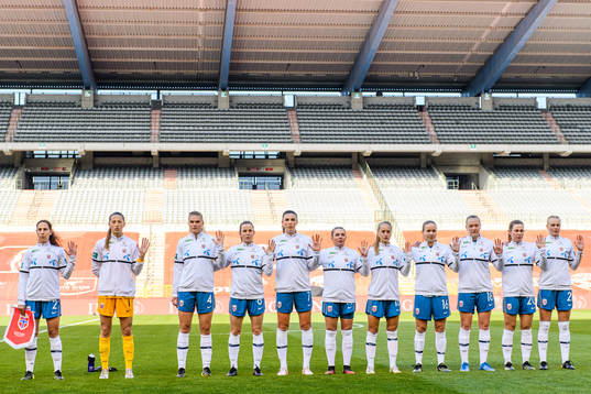 Ingrid Moe Wold, goalkeeper Cecilie Fiskerstrand, Kristine