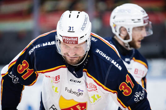 Djurgårdens Dick Axelsson deppar