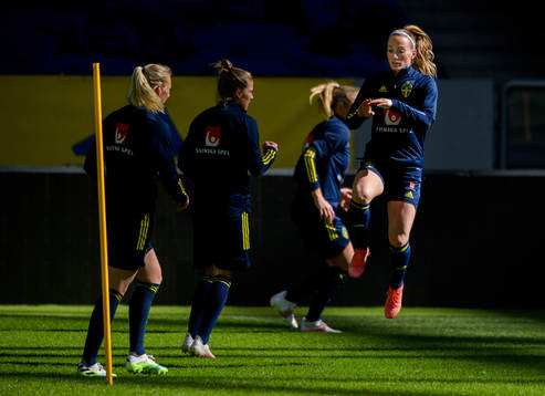 Kosovare Asllani