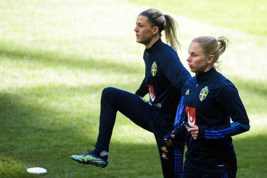 Olivia Schough and Jonna Andersson