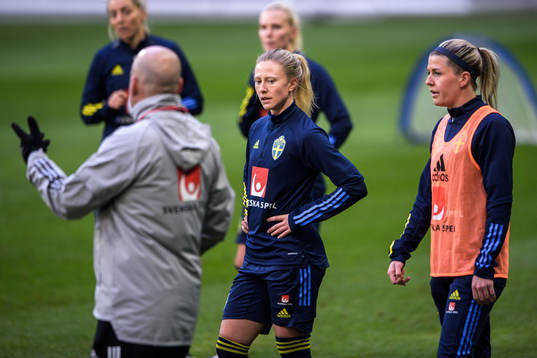 Rebecka Blomqvist and Olivia Schough