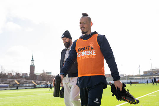 Marek Hamsik kliver av träningen med IFK Göteborg