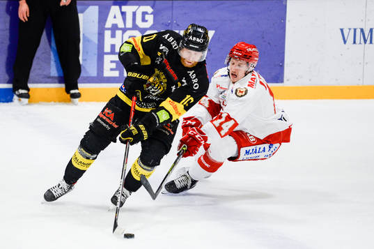 Vimmerbys Jakob Karlsson och Trojas Oscar Öhman