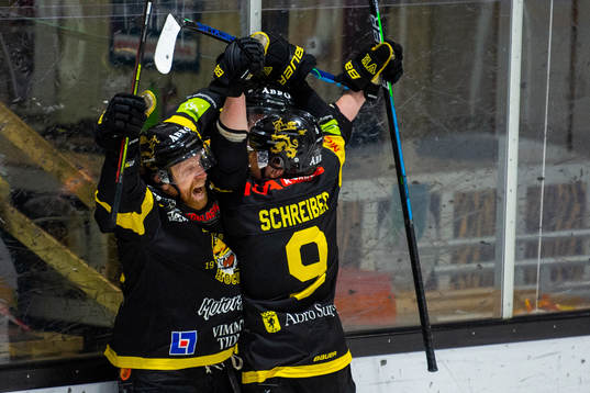 Vimmerbys spelare jublar