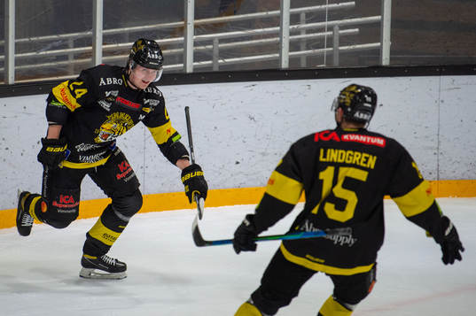 Vimmerbys Gustav Jansson jublar