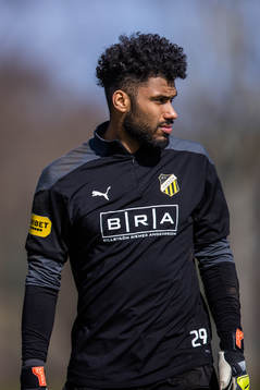 Häckens målvakt Jonathan Ursin Rasheed