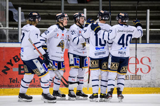 Visby/Romas Ville Heikkinen jublar