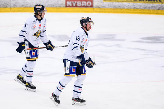 Visby/Romas Herman Johansson och William Erenrot deppar