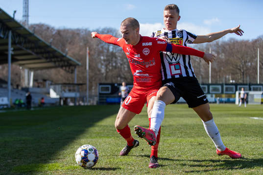 Värnamos Freddy Winsth och Landskronas Oscar Petersson