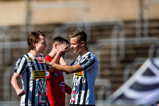 Landskronas Filip Ottosson jublar